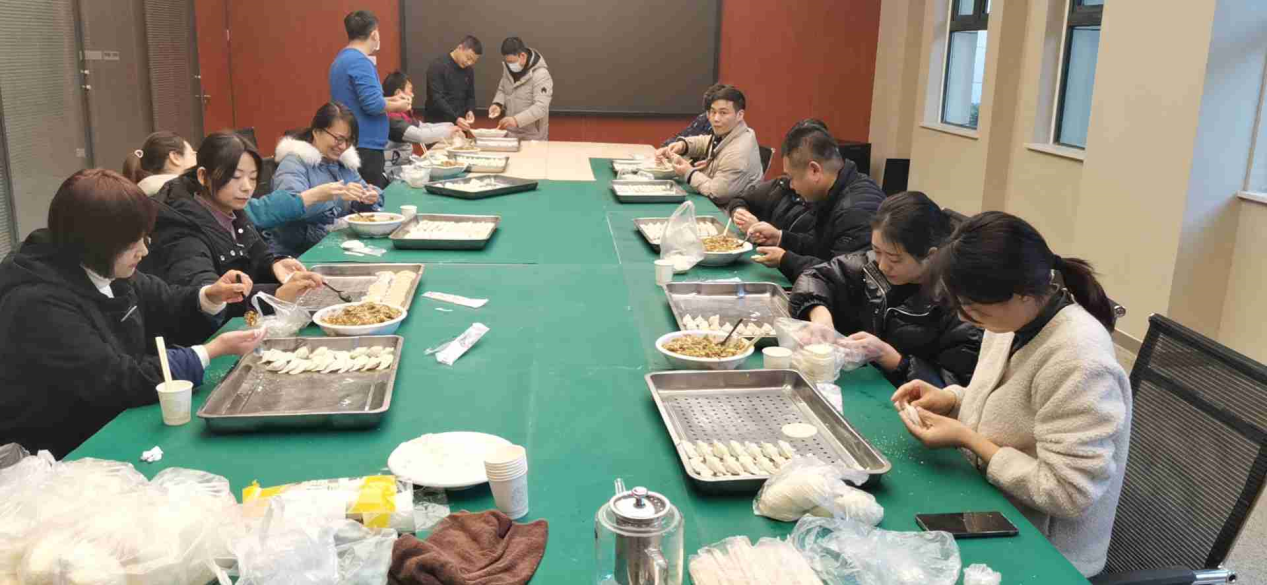 冬至大如年，能创小团圆